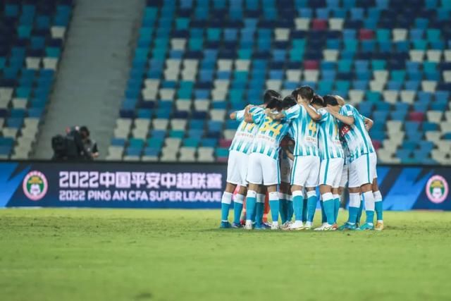“我是一个总是信任和相信的人，直到有人告诉我不能再信任了。